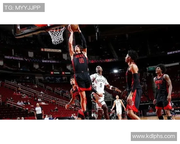 朱赞14分钟狂砍20分末节三分4中4助力球队逆转胜利