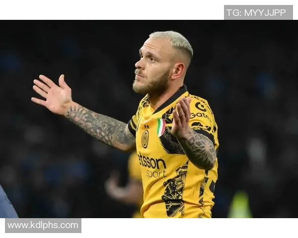 迪马尔科意甲表现出色23球28助助攻总数排名后卫第三