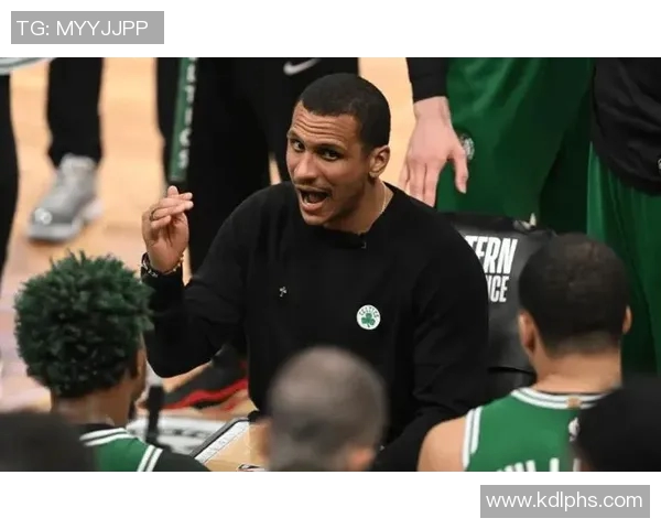 绿军主教练马祖拉直言季前赛无趣宁愿每天训练提升球队实力 绿军主教练马祖拉直言季前赛无趣宁愿每天训练提升球队实力