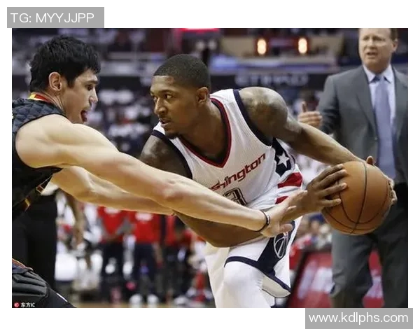 卢指导称比尔表现出色计划为其设计更多持球战术 卢指导称比尔表现出色计划为其设计更多持球战术