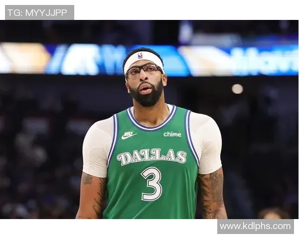 浓眉能否出战成疑ESPN预测湖人胜率高达803独行侠仅197 浓眉能否出战成疑ESPN预测湖人胜率高达803独行侠仅197