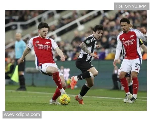 赖特称赞阿森纳本赛季对纽卡铁锤富勒姆全胜展现出明显进步 赖特称赞阿森纳本赛季对纽卡铁锤富勒姆全胜展现出明显进步