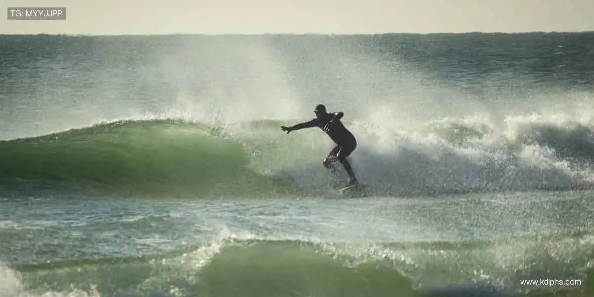 定制专属战靴，脚下生风，赛场称王！👟